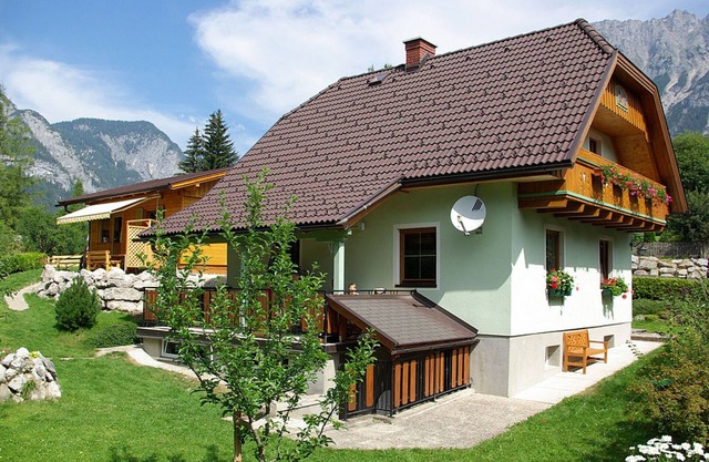 Reinbacher by Interhome