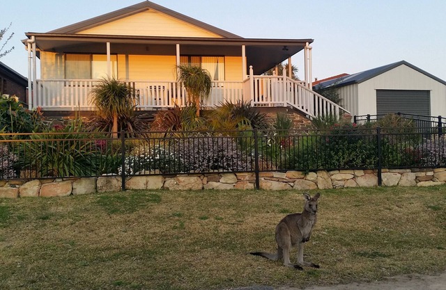 Relax and Enjoy a little bit of Sanctuary in Jervis Bay