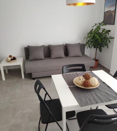 Relax and enjoy in brand new beach apartment I