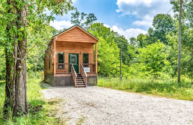 Relax and Enjoy Tiny Home - 63 Park