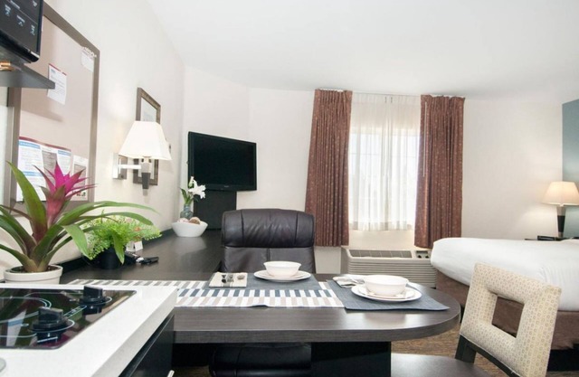 Relax and Unwind! Pets Allowed, Short Drive to Disneyland