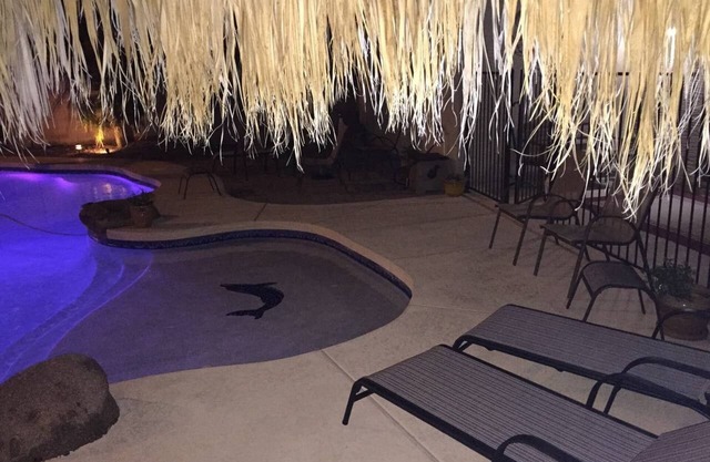 RELAX & ENJOY THE SUN AT OUR DESERT OASIS