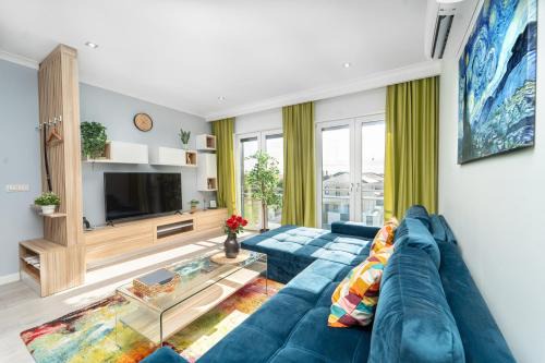 Relax in Style at Maurizia accommodation by Open House
