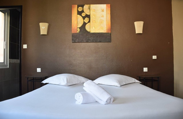 Relax in Style: Hotel with Private Parking | Near Musée Frédéric Dumas