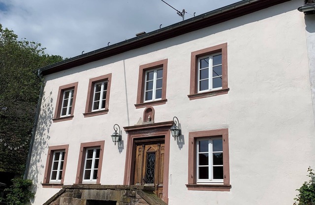 Relax in the 350 year old estate for up to 11 people