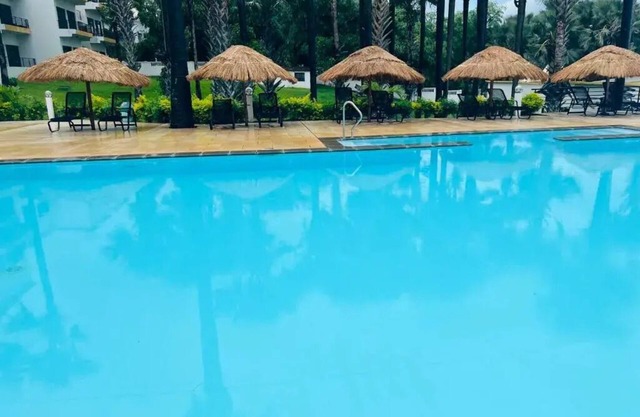 Relax Oceanfront Suites - One-Bedroom Apartmentn