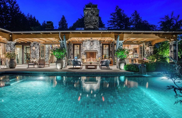 Relax, unwind, and feel at home. Your perfect vacation getaway awaits!