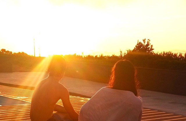 Relax with the family, enjoying the garden ,pool as well as the sea views.n