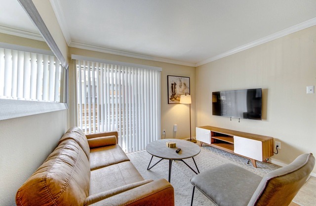 Relaxing 1BD | MED Center | NRG | Downtown Apartment