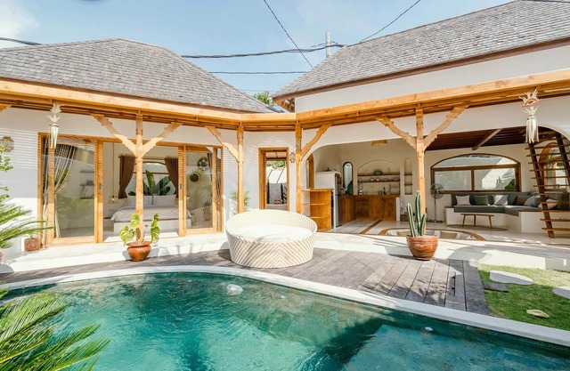 Relaxing 1BR Private Pool Villa 5min to Echo Beach