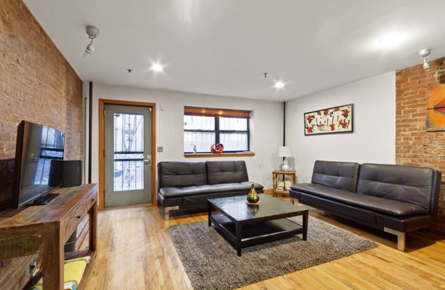 Relaxing 2 BR Apartment