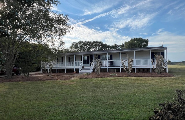 Relaxing Country Getaway – Pet Friendly, Close to Greenville & Spartanburg