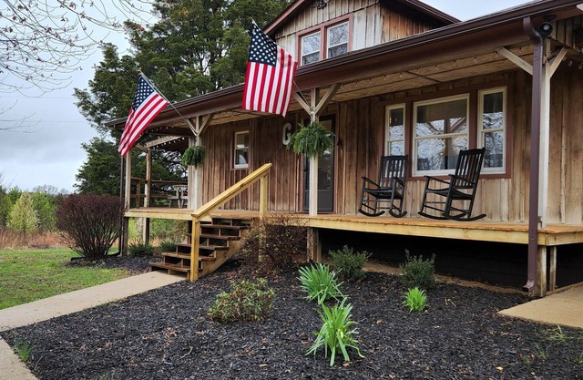 Relaxing retreat within miles from various activities