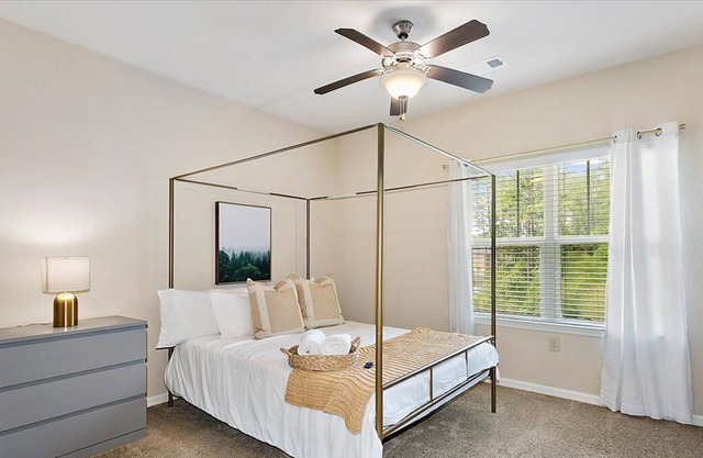 Relaxing stay on the lake & Pet Friendly