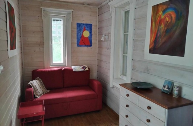 Relaxing villa with a view to the Lestijoki river. Has sauna for enjoyment!