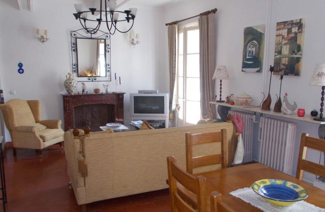 Remarkable Apartment in Magalas, Occitane, France