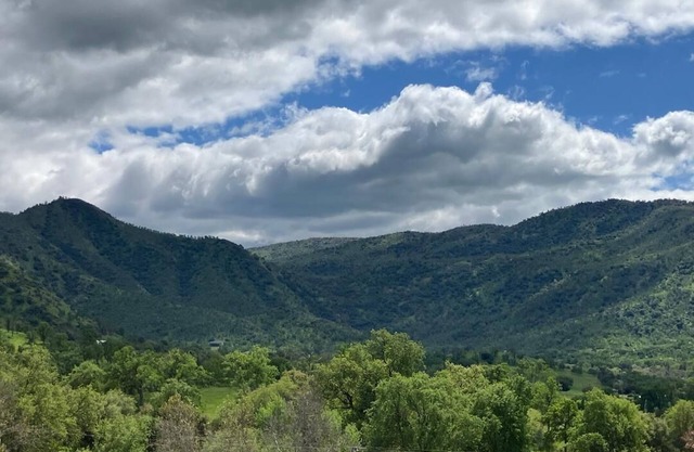 Remodeled Cabin with Amazing Views, 2 King Beds, 2 Game Rooms, & EV Charger