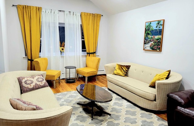 Remodeled, cozy, family friendly, central place. Entire 2nd & 3rd floor to use.n
