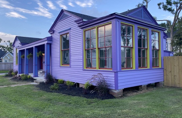 Remodeled historic cottage with magical boho vibes ~ The North Side