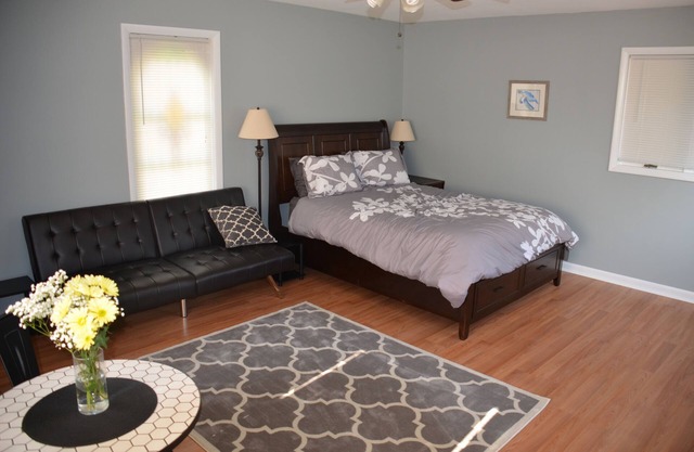 Remodeled House.Steps away from Honeoye Lake