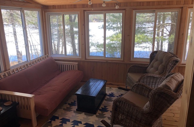 Remodelled Cottage on Private Beach in the Heart of Muskoka