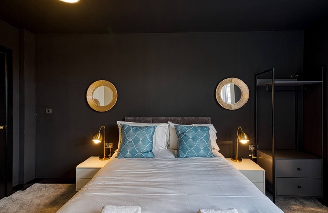 Renaissance 3: 1 Bedroom Apartment in Southport