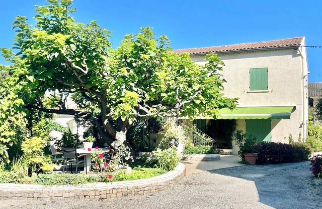 Rendez-vous in the sun of Provence - Gîte 4 people (80m2) - garden corner - Air conditioning
