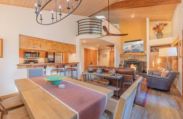 Rendezvous B5 - Beautifully remodeled Teton Village Condo