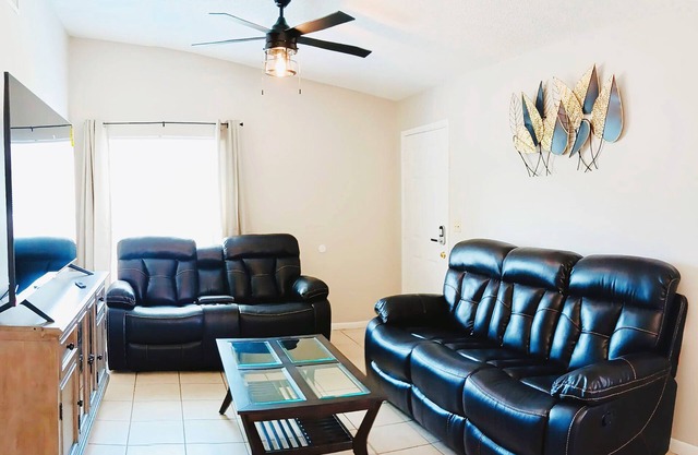 Renovated 2BR 2Bath Apartment Cozy and Quiet