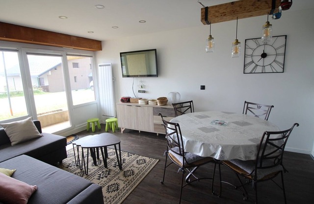 Renovated 3-room apartment, sleeps 6, 150m from the slopes - Auris en Oisans