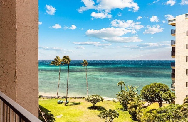 Renovated and spacious 2bd - oceanfront resort