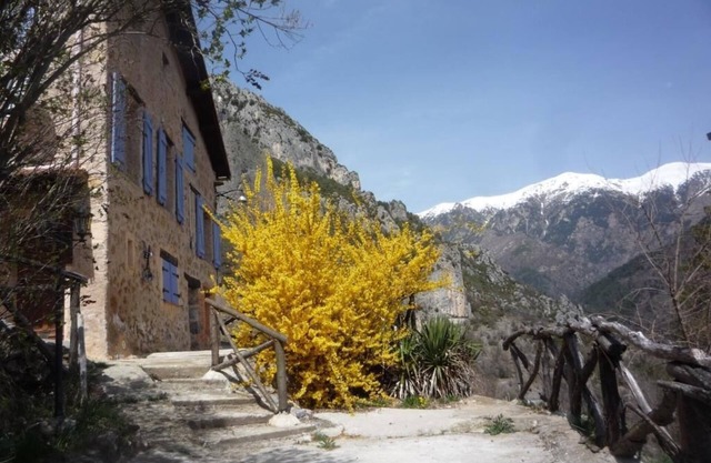 Renovated barn facing the Mercantour peaks