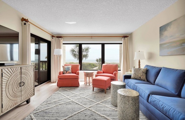Renovated, Clean Oceanfront Condo in Amelia Surf & Racquet Club