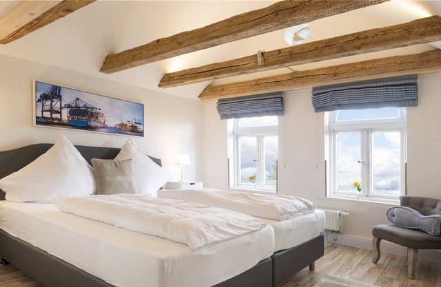 Renovated duplex with stunning views and right on the water