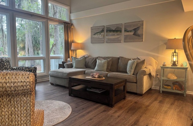 Renovated Edisto Beach Pets OK Mini Golf Pools Golf Cart Pickleball w/Amenities