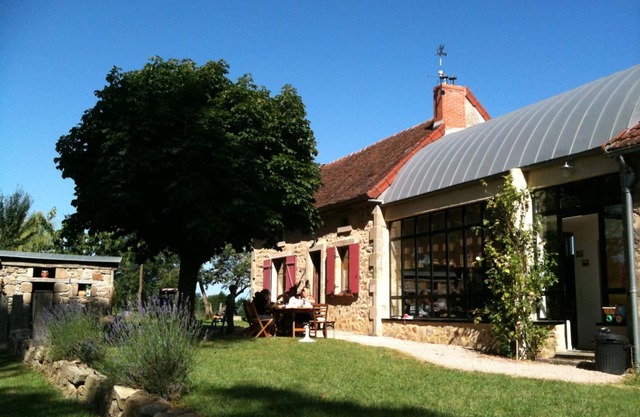 Renovated Farmhouse: Countryside Charm, Modern Comforts, Sleeps 10, Pet-Friendly