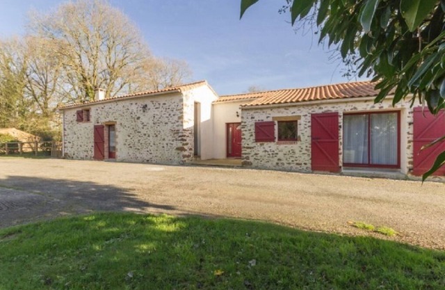 Renovated farmhouse with 3 bedrooms