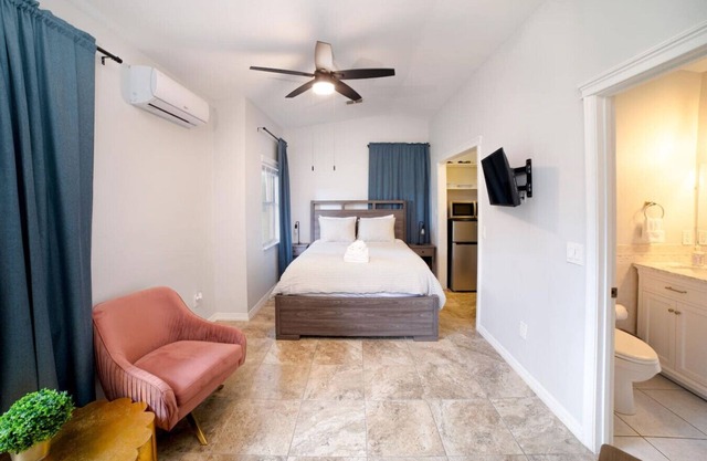 Renovated Guesthouse Next to Universal/Disney/EPIC