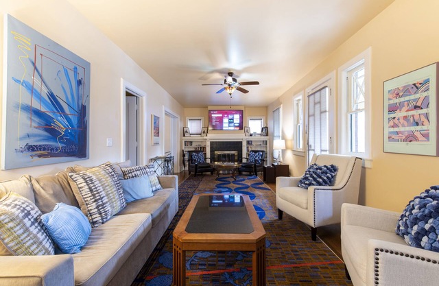 Renovated Historic Home, Walk to All! 4 bedrooms/baths, large deck and grill