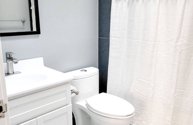 Renovated Home w/King Bed & office space