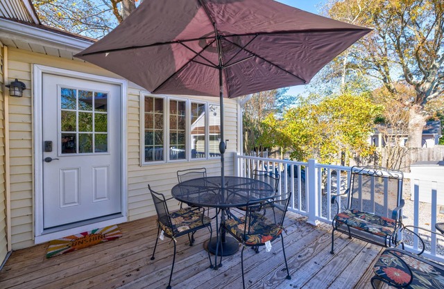 Renovated Ridgewood Bay House