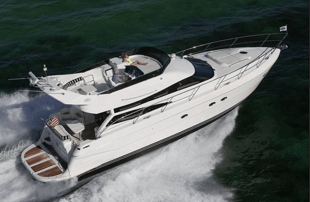 Rent motor yacht neptunus 56 fly in Split Croatia