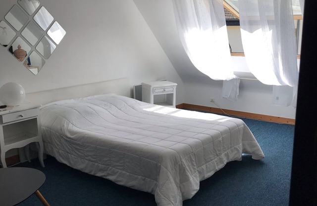 Rental Bright apartment with garden less than 100m from the beach