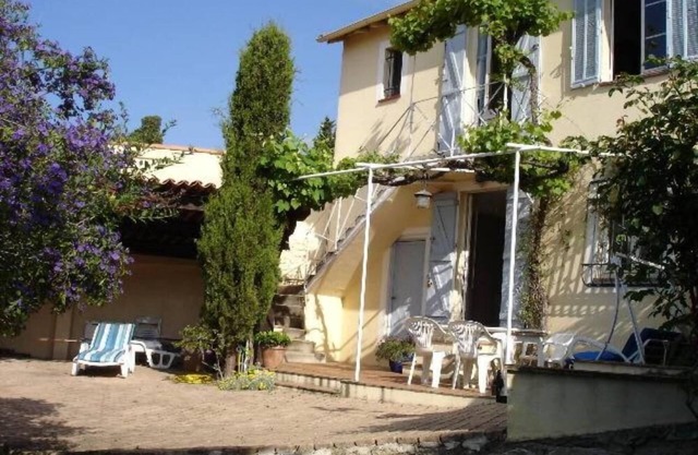 rental CANNES charming house