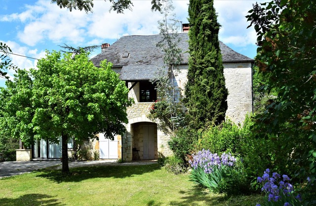 Rental Family house with swimming pool