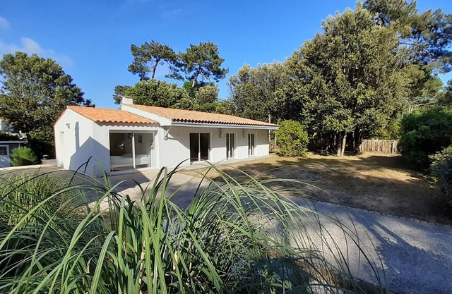 Rental house La Palmyre 80m² - 6 people - Fenced 825m² garden