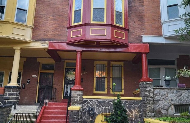 Reservoir Hill Mansion - Charming 4-bedroom house w/3 full bathrooms