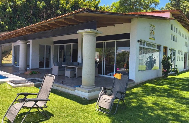 Residence in Rancho San Diego