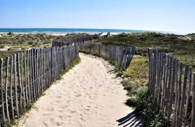 Residence Les Arenes PyrÉnées - Modern studio and cosy air conditioning, parking and swimming pool - 4AREN