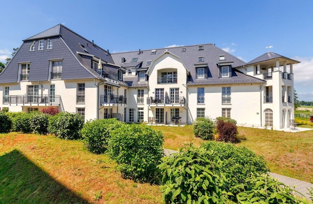 Residence on Lake Balmer - BS 66